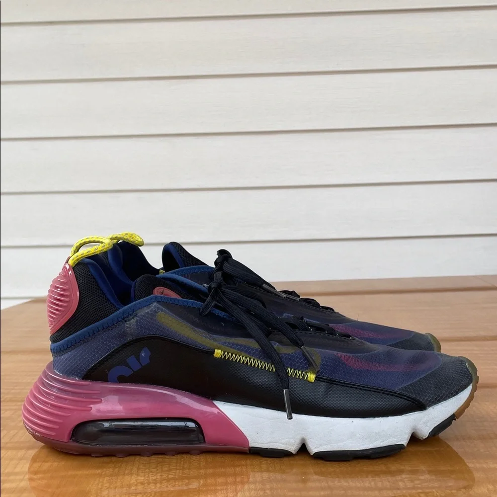 Nike Air Max 2090 Women’s Blue Void Active Fuchsia Sneakers Size 11.5 Running - Picture 2 of 13